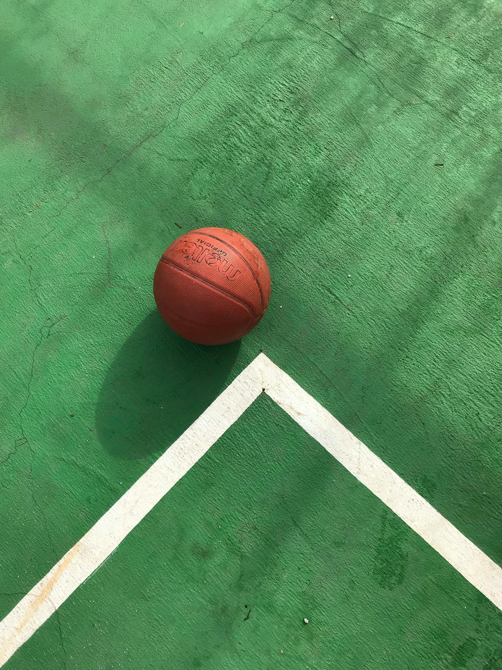 塔帅：被淘汰感觉很糟糕我们不想经历；萨利巴出战存疑｜mk体育首页（封面配图）